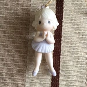 1986 Precious Moments Ballerina